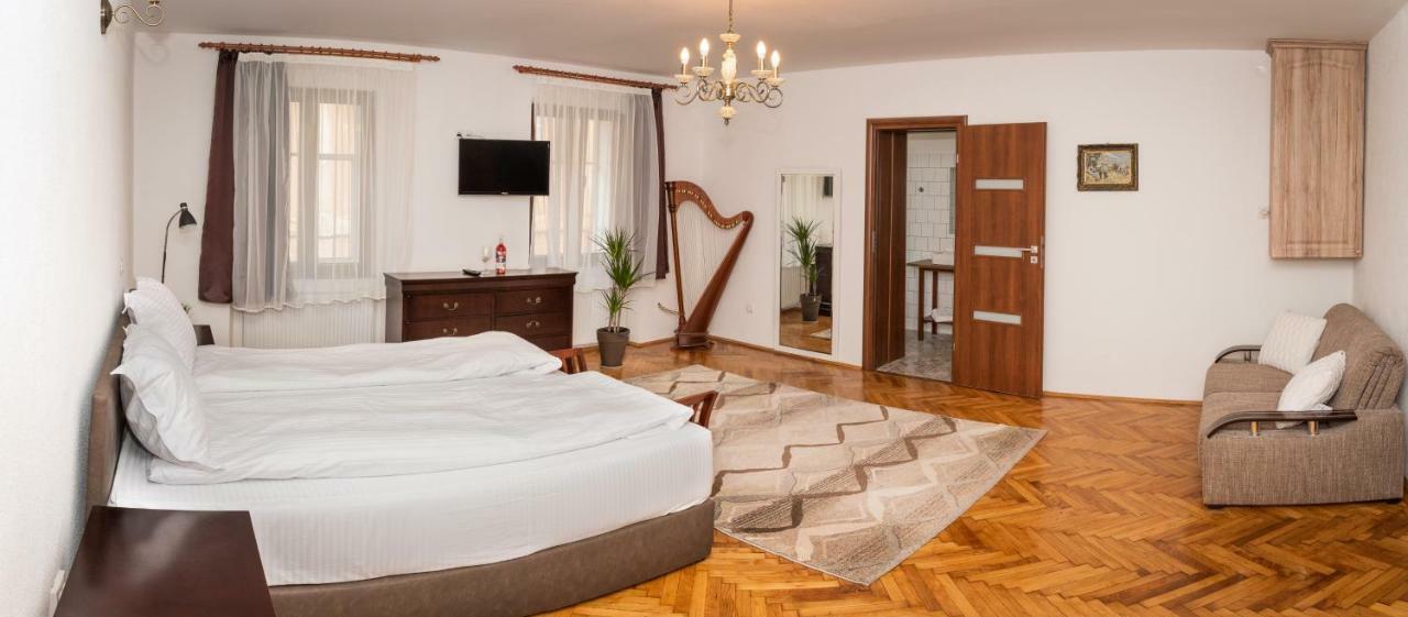 Musik Apartments Old Town Sibiu Luaran gambar